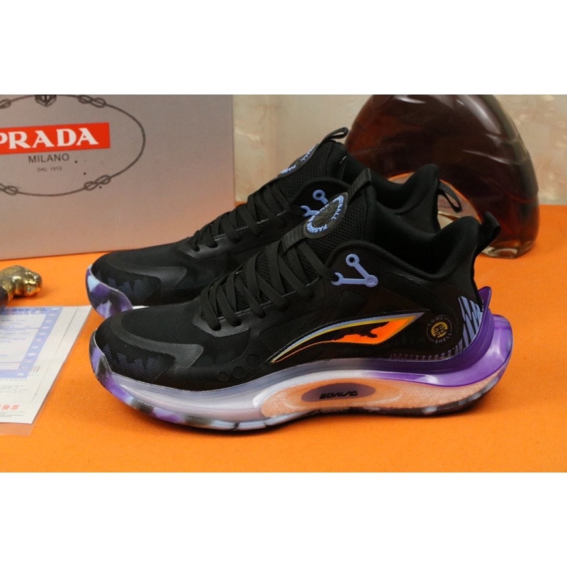 Pra*a sneakers
